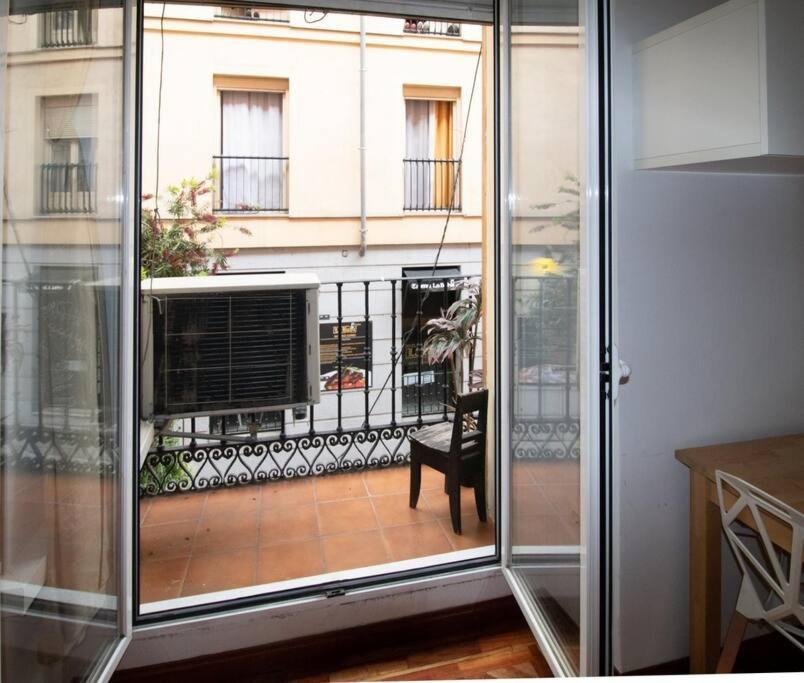 Exclusivo Y Acogedor Apartamento Con Balcon En Chueca, Con Aire Acondicionado Y Calefaccion Madrid Eksteriør bilde