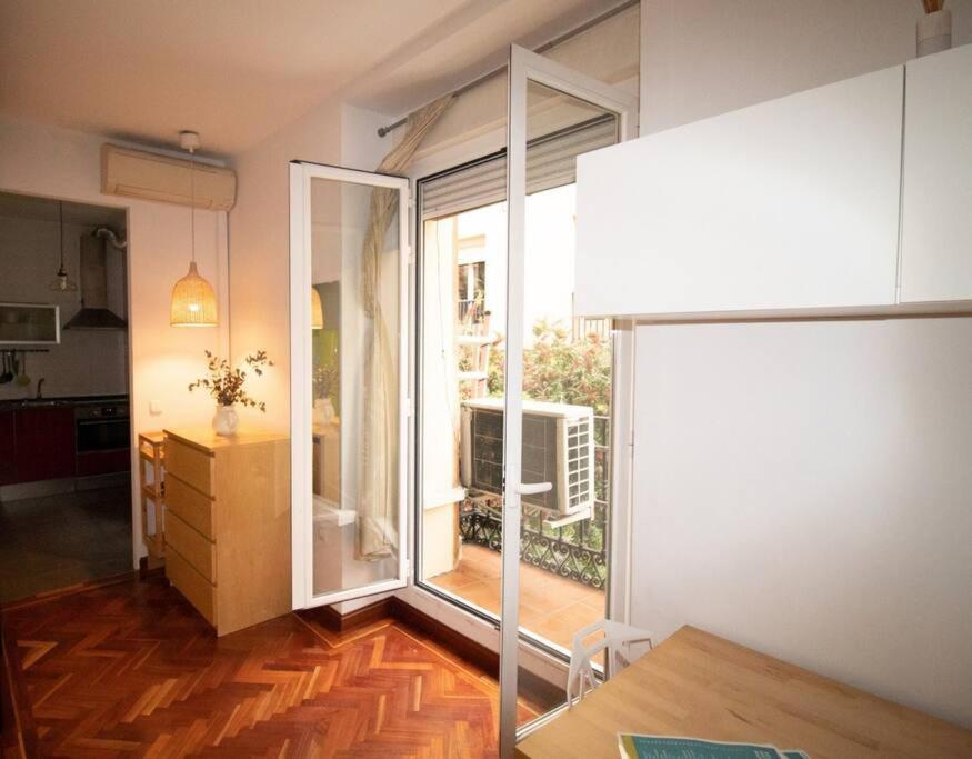 Exclusivo Y Acogedor Apartamento Con Balcon En Chueca, Con Aire Acondicionado Y Calefaccion Madrid Eksteriør bilde